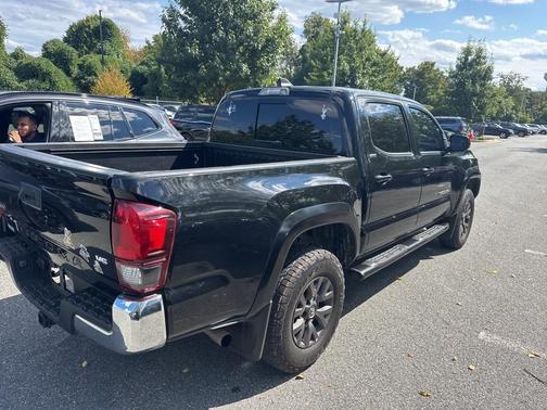 2022 Toyota Tacoma SR5
