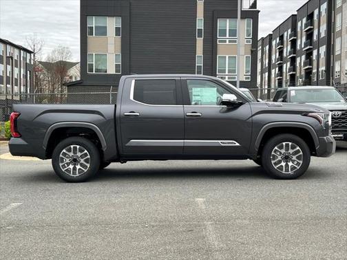 2025 Toyota Tundra Hybrid 1794 Edition