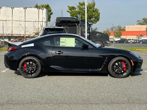2025 Toyota GR86 Premium