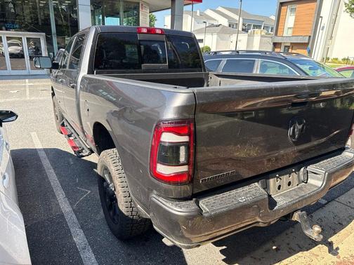 Granite Crystal Metallic Clearcoat 2022 RAM 2500 Big Horn Crew Cab 4x4 6'4' Box