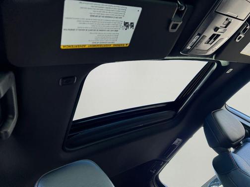 2025 Toyota Sienna XSE 7 Passenger