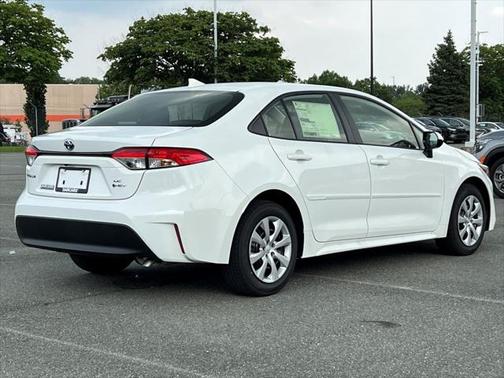 2025 Toyota Corolla Hybrid LE