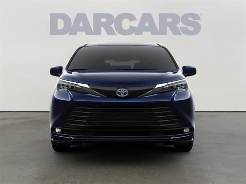 2025 Toyota Sienna XLE 8 Passenger