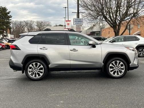 2023 Toyota RAV4 XLE Premium