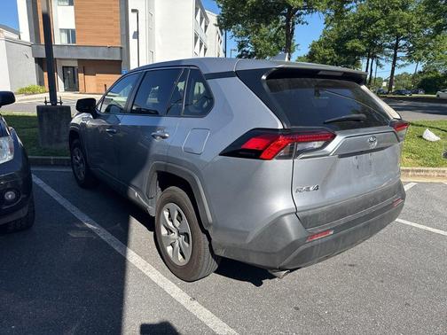Silver Sky Metallic 2022 Toyota RAV4 LE