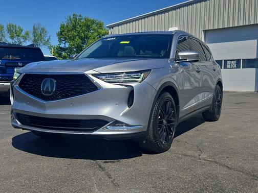 Silver 2023 Acura MDX Advance