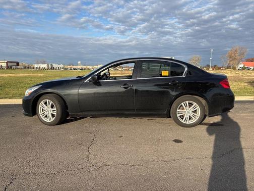 2012 INFINITI G37x Base