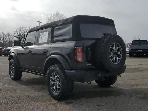 2023 Ford Bronco Badlands