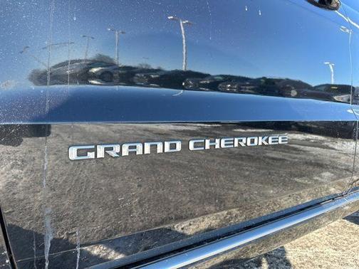 2016 Jeep Grand Cherokee Summit