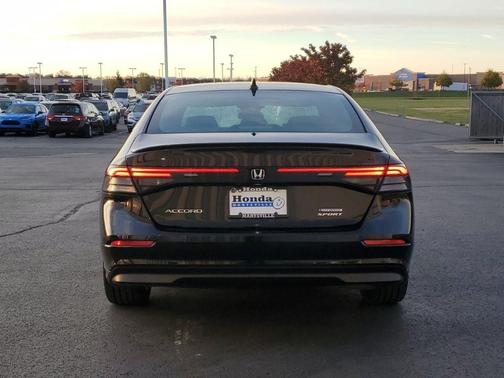 2024 Honda Accord Hybrid Sport