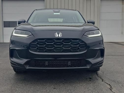 Crystal Black Pearl 2023 Honda HR-V LX