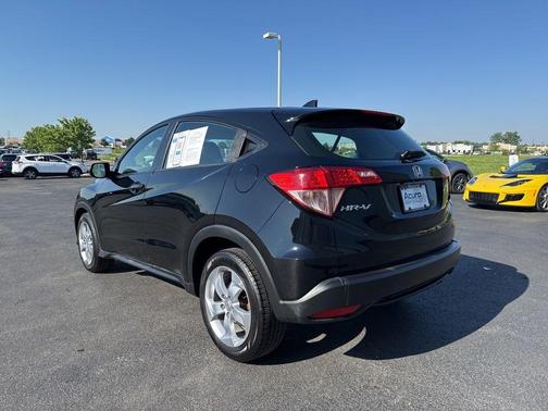 Crystal Black Pearl 2016 Honda HR-V LX