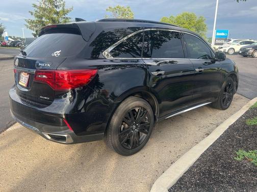 White 2019 Acura MDX 3.5L w/Technology Package