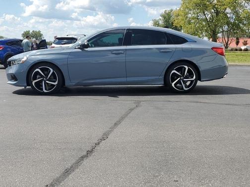 2022 Honda Accord Sport SE