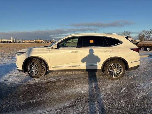 2022 Acura MDX Advance