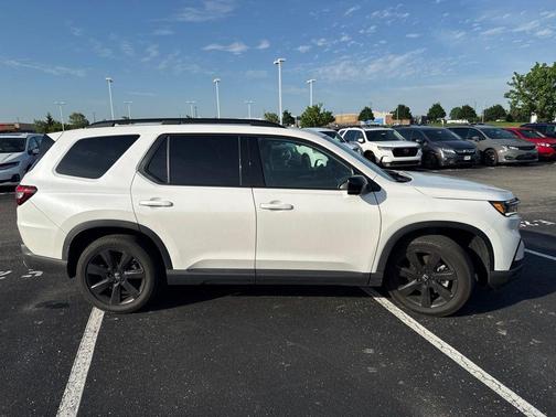 Platinum White Pearl 2025 Honda Pilot Black Edition