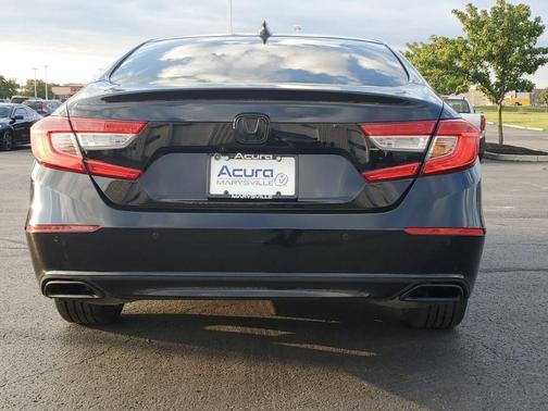 2019 Honda Accord Touring 2.0T