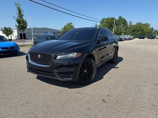 2018 Jaguar F-PACE 30t Portfolio
