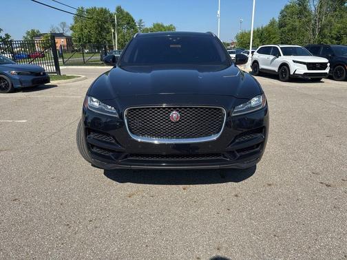 2018 Jaguar F-PACE 30t Portfolio