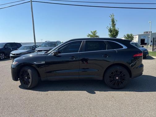 2018 Jaguar F-PACE 30t Portfolio