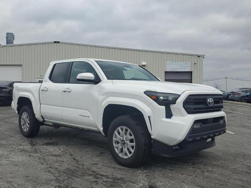 2025 Toyota Tacoma SR5