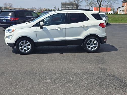 Diamond White 2021 Ford EcoSport SE