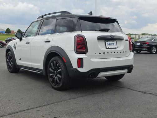 White Metallic 2024 MINI Countryman Cooper S ALL4