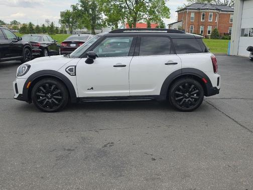 White Metallic 2024 MINI Countryman Cooper S ALL4