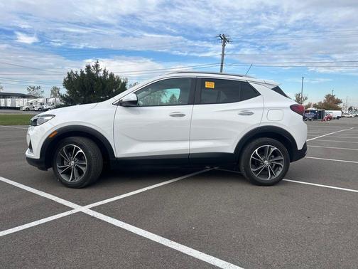 2022 Buick Encore GX Select