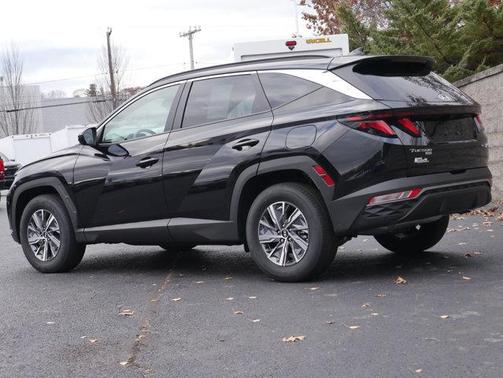 2024 Hyundai TUCSON Hybrid Blue