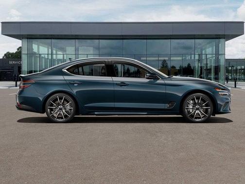 2025 Genesis G70 2.5T RWD