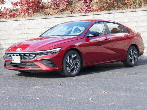2025 Hyundai ELANTRA Sport