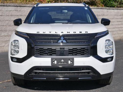 2025 Mitsubishi Outlander PHEV SEL