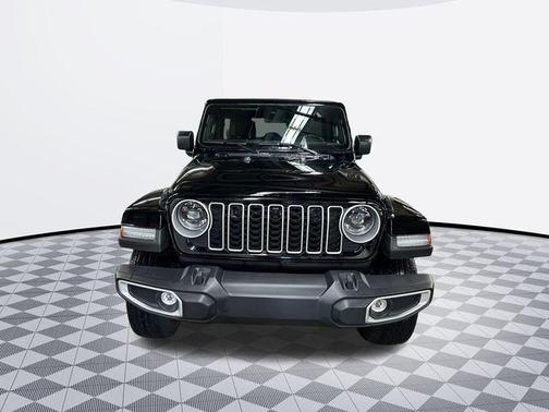 2024 Jeep Wrangler 4-Door Sahara 4x4