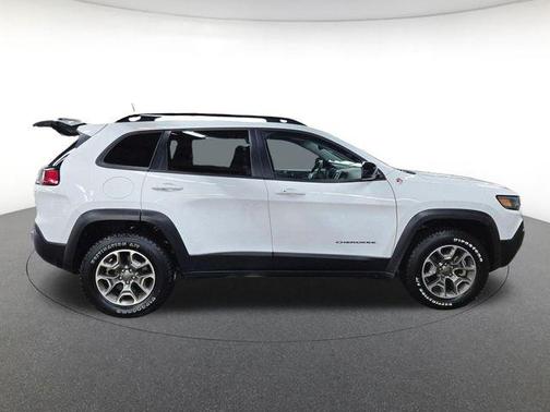 2022 Jeep Cherokee Trailhawk