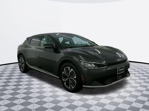 2024 Kia EV6 Light
