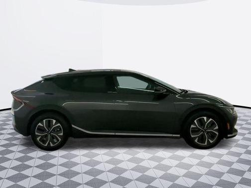2024 Kia EV6 Light