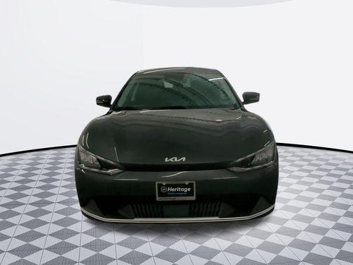2024 Kia EV6 Light