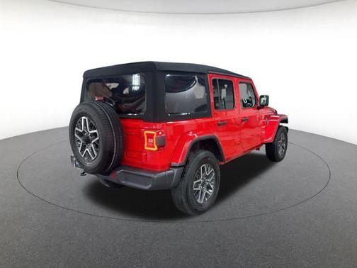 2024 Jeep Wrangler 4-Door Sahara 4x4