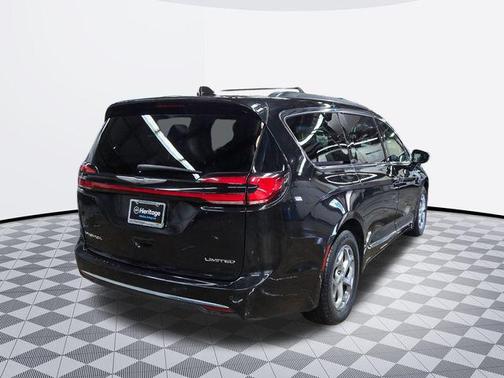 2023 Chrysler Pacifica Limited