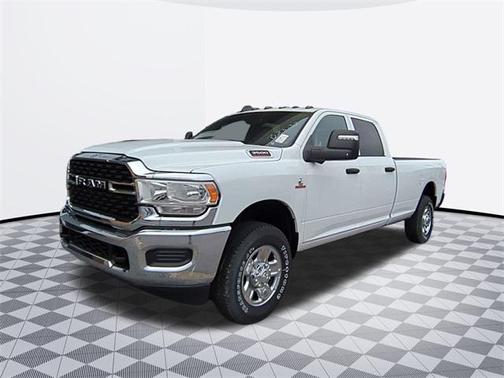 2024 RAM 3500 Tradesman Crew Cab 4x4 8' Box