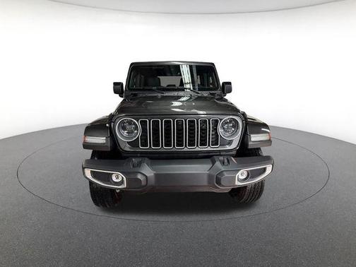 2024 Jeep Wrangler 4-Door Sahara 4x4