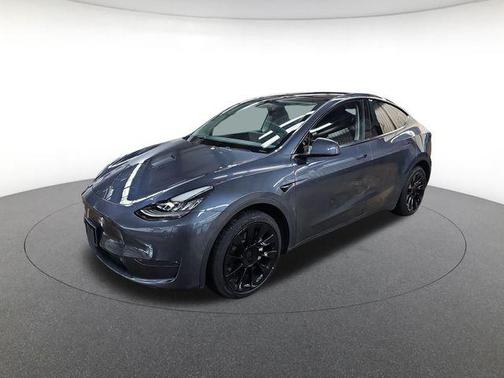 2022 Tesla Model Y Long Range Dual Motor All-Wheel Drive