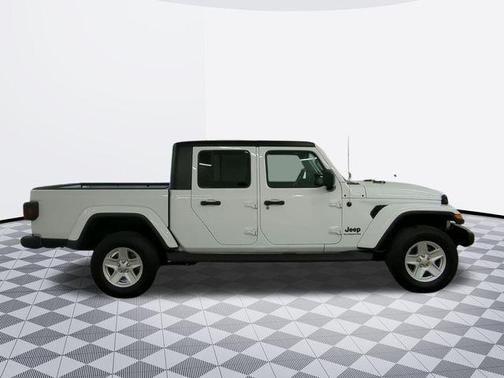 2022 Jeep Gladiator Sport S