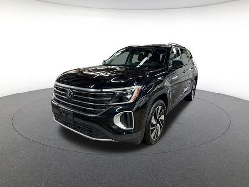 2024 Volkswagen Atlas 2.0T SE w/Technology 4MOTION