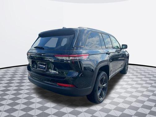 2025 Jeep Grand Cherokee Altitude