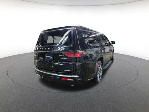 2024 Jeep Wagoneer L Series II 4x4