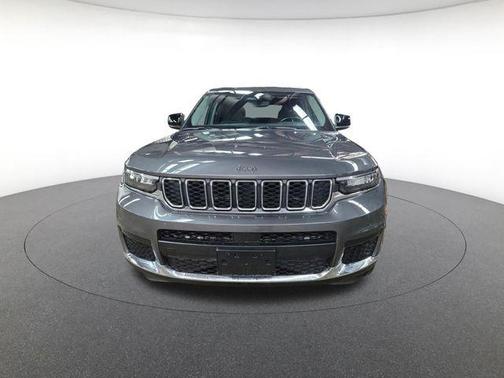 2022 Jeep Grand Cherokee L Laredo