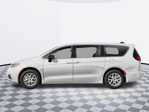 2025 Chrysler Pacifica L