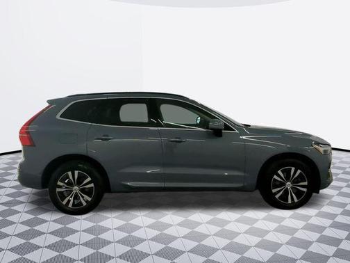 2023 Volvo XC60 B5 Core